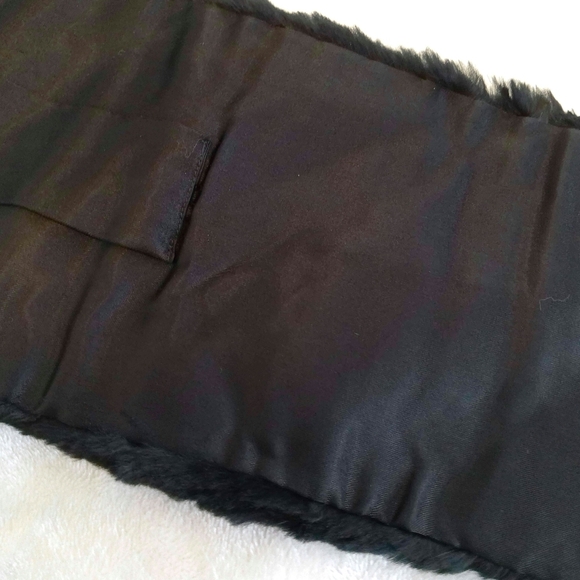 BLOOMINGDALE'S SCARF - Picture 3 of 5